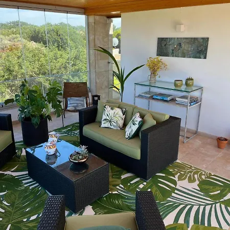 Casa Dina *